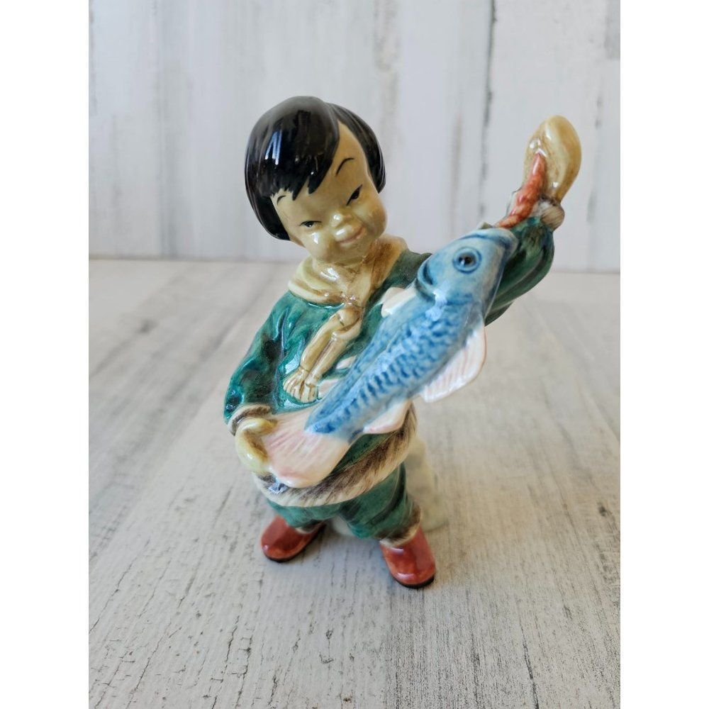 Gort nanook vintage boy Fisher bone china figurine‎ decor